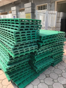 Tấm nhựa Pallet lót sàn kích thước 1800 x 600 x 50 mm
