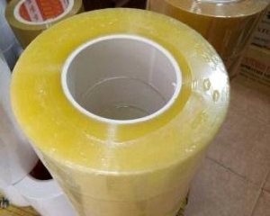 Băng dính cuộn lớn 1 kg có lõi nhựa MS