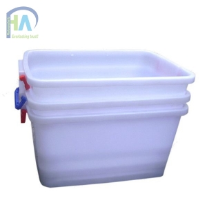 Thùng vuông 30 lít có nắp
