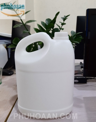 Can dẹt 3,8 lít thái