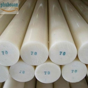 Cây nhựa tròn đường kính 7 cm