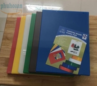 Thớt nhựa màu xanh dương 400x300x9 mm NTT