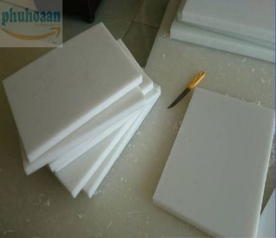 Thớt nhựa PE 500x300x20 mm NTT