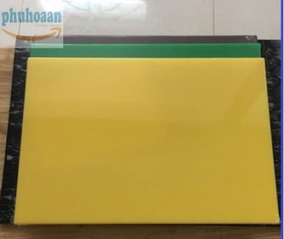 Thớt nhựa màu vàng 500x300x18 mm NTT