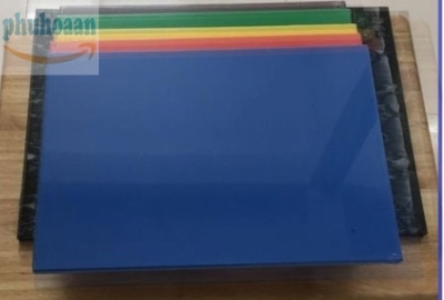 Thớt nhựa màu nâu 400x300x9 mm NTT