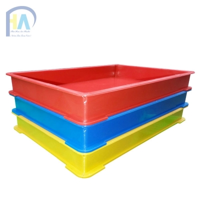 Thùng nhựa đặc YM006