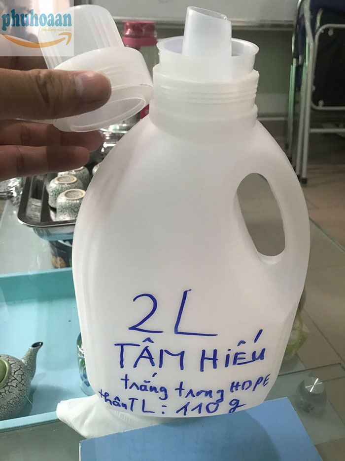 Can 2 lít đựng nước giặt xả chất lượng giá tốt